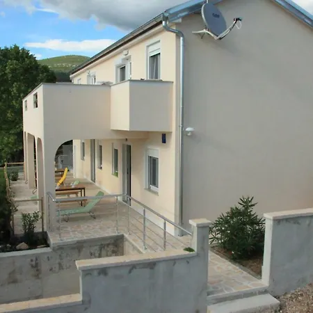 Olea Apartment